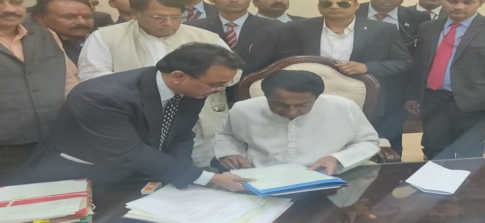 Kamal Nath signs farmers’ loan waiver file