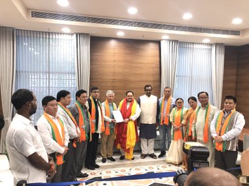10 SDF MLAs join BJP in Sikkim