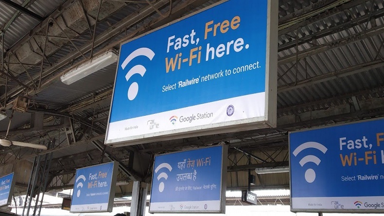 Indian Railway provides free wifi facility in 2,000 stations