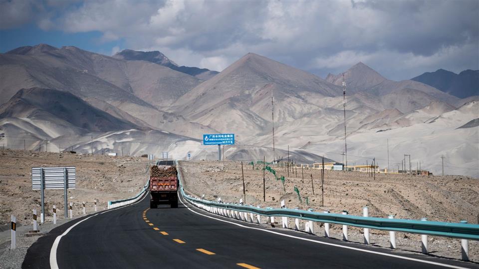 ‘CPEC is not about aid’: US warns Pakistan of risks from China infrastructure push