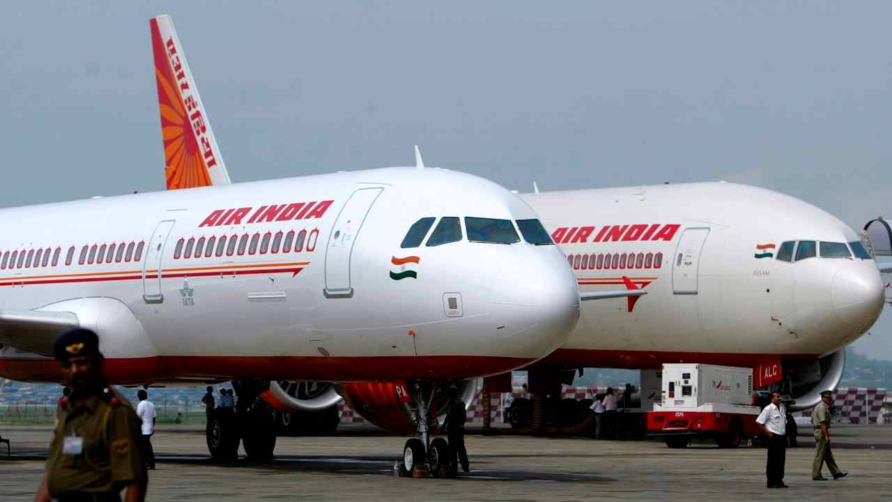 Time for bidders to pose queries on Air India sale extended till March 6