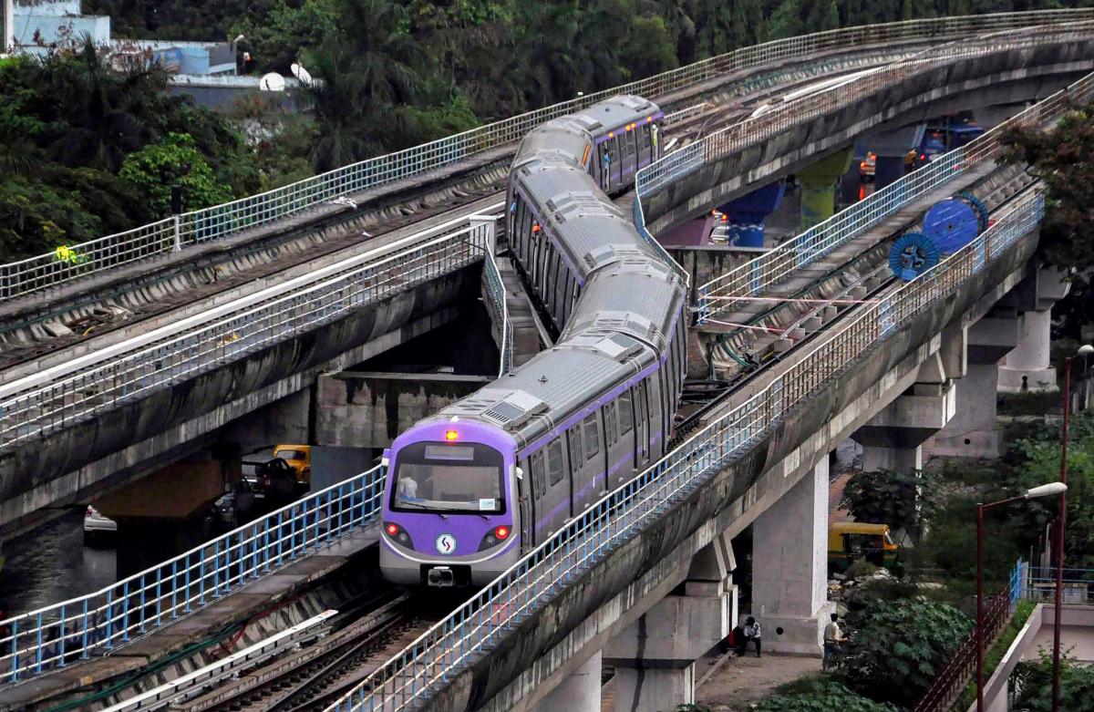 JSPL gets over 2,000 tonne rails order from Kolkata Metro
