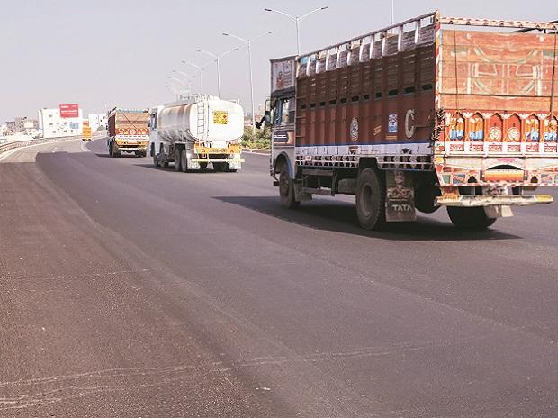 India’s truckers in crisis: police checks, no food and fears of coronavirus