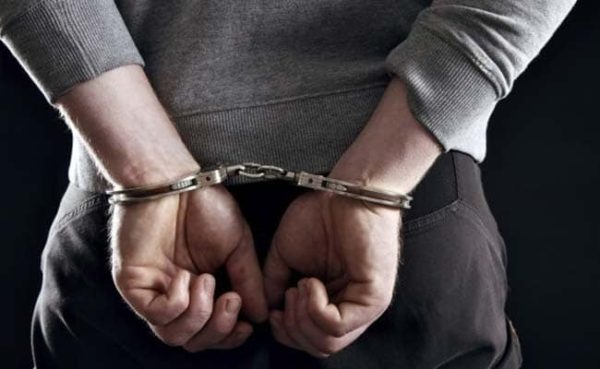 2 held for duping people in several states of Rs 42,000 crore