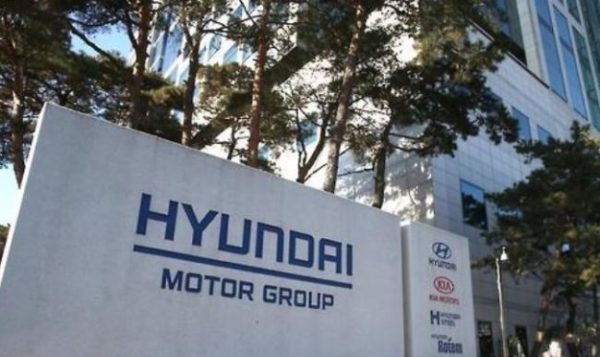 Hyundai now says recalled vehicles should be parked outside