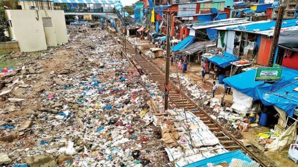 Supreme Court directs removal of 48,000 slum dwellings along rail tracks in Delhi