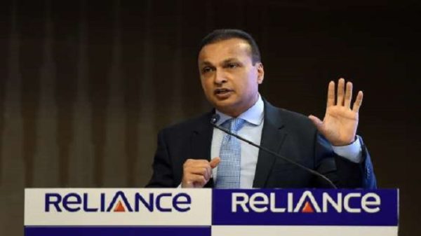 6 suitors submit bids for acquiring Reliance Home Finance