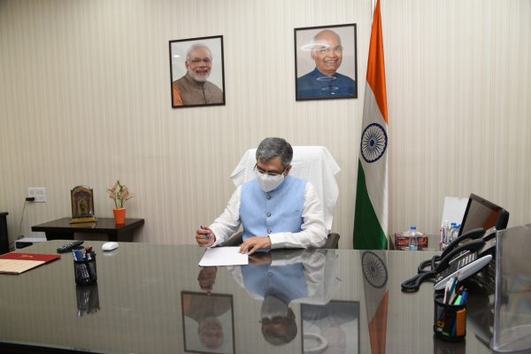 Ashwini Vaishnaw assumes office in Rail Bhavan, Electronics Niketan and Sanchar Bhavan