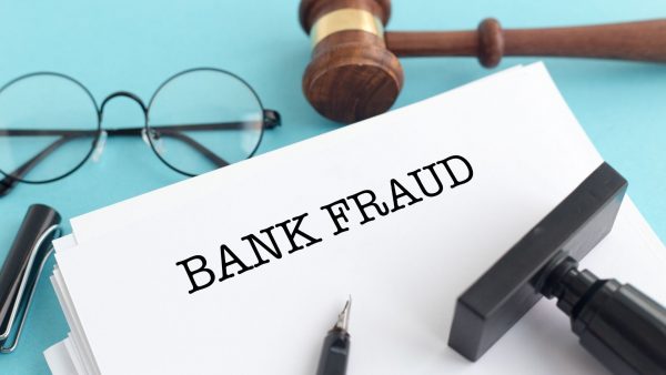 CBI registers four separate cases of bank fraud; conducts searches