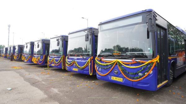 Arvind Kejriwal flags off 50 low-floor CNG buses